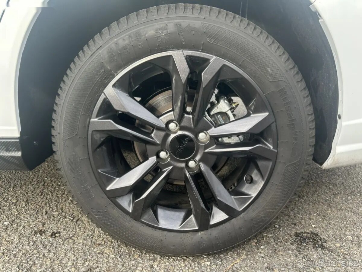 Dongfeng Shine - 7