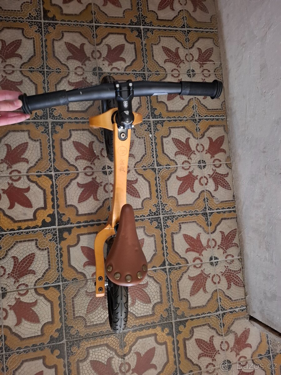 Drevene stylove odrazedlo 11" Early Rider - 7