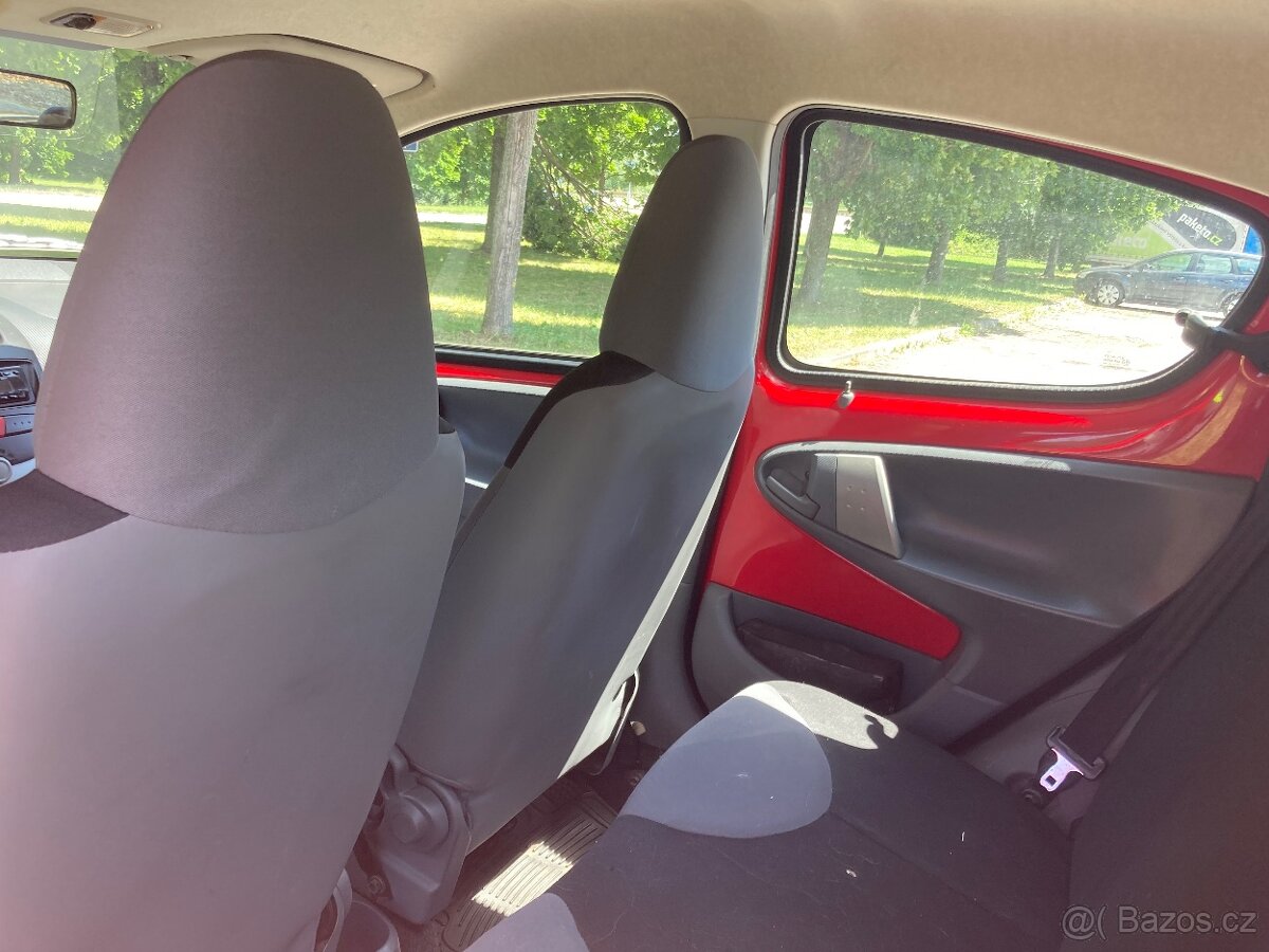 Prodám Peugeot 107 - 7
