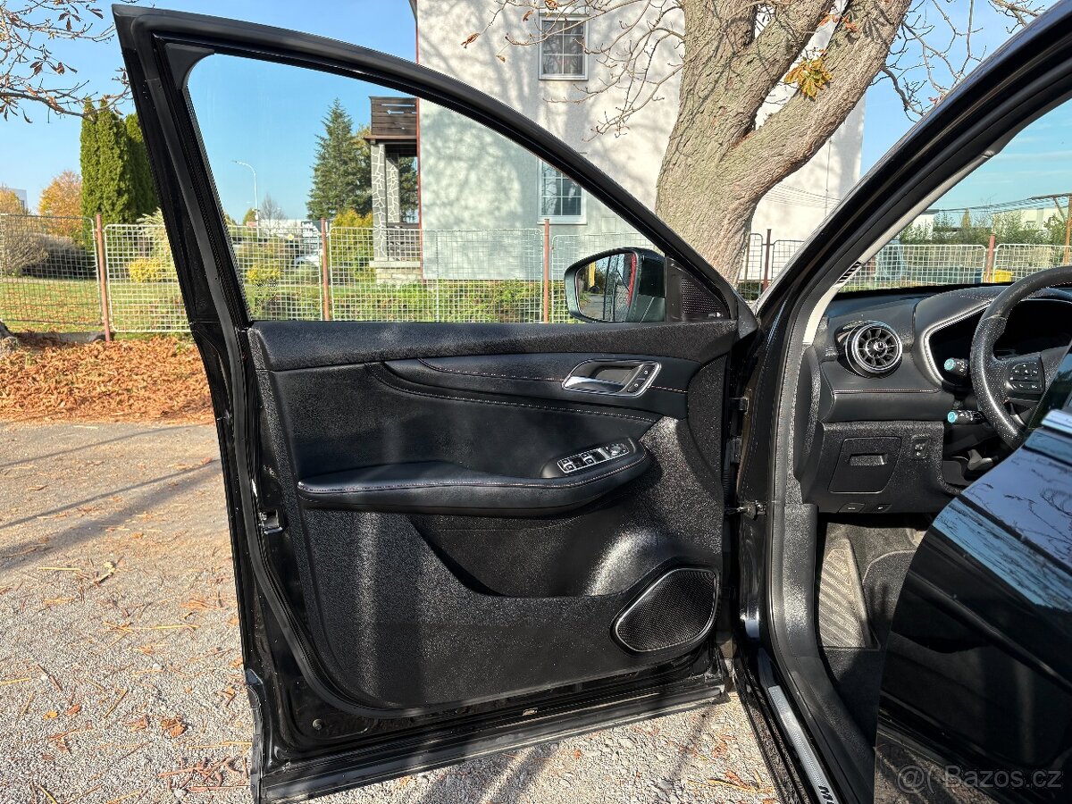 MG eHS 1,5 TGi Carplay,DPH, ACC - 7