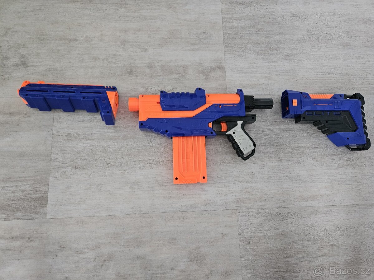 Nerf zbraně různé druhy (7 kusů) - 7