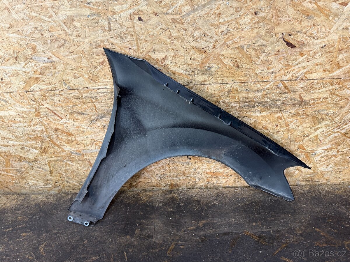 LEVÝ PŘEDNÍ BLATNÍK MERCEDES W164 C197 - 7