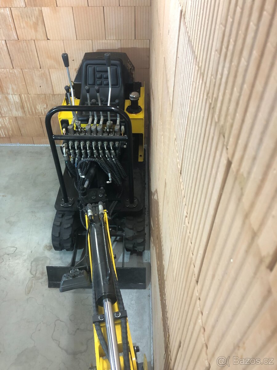 Prodám minbagr CRONA CR07 - 7