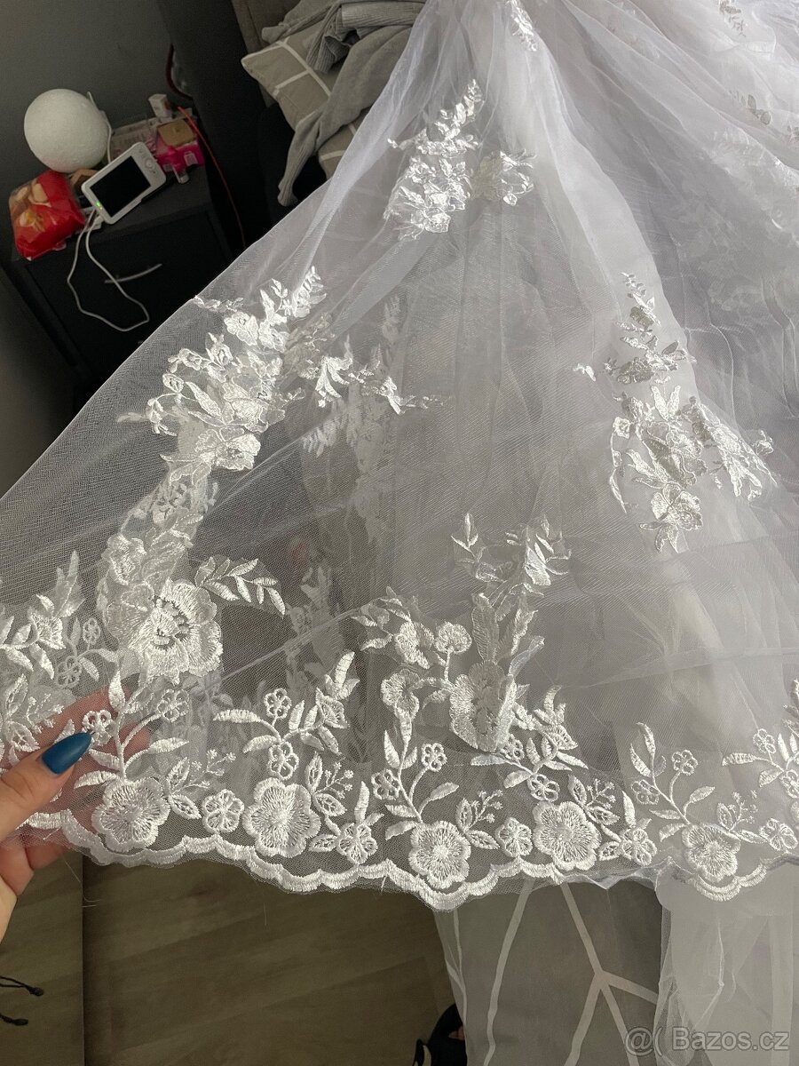 Svatební šaty - 7