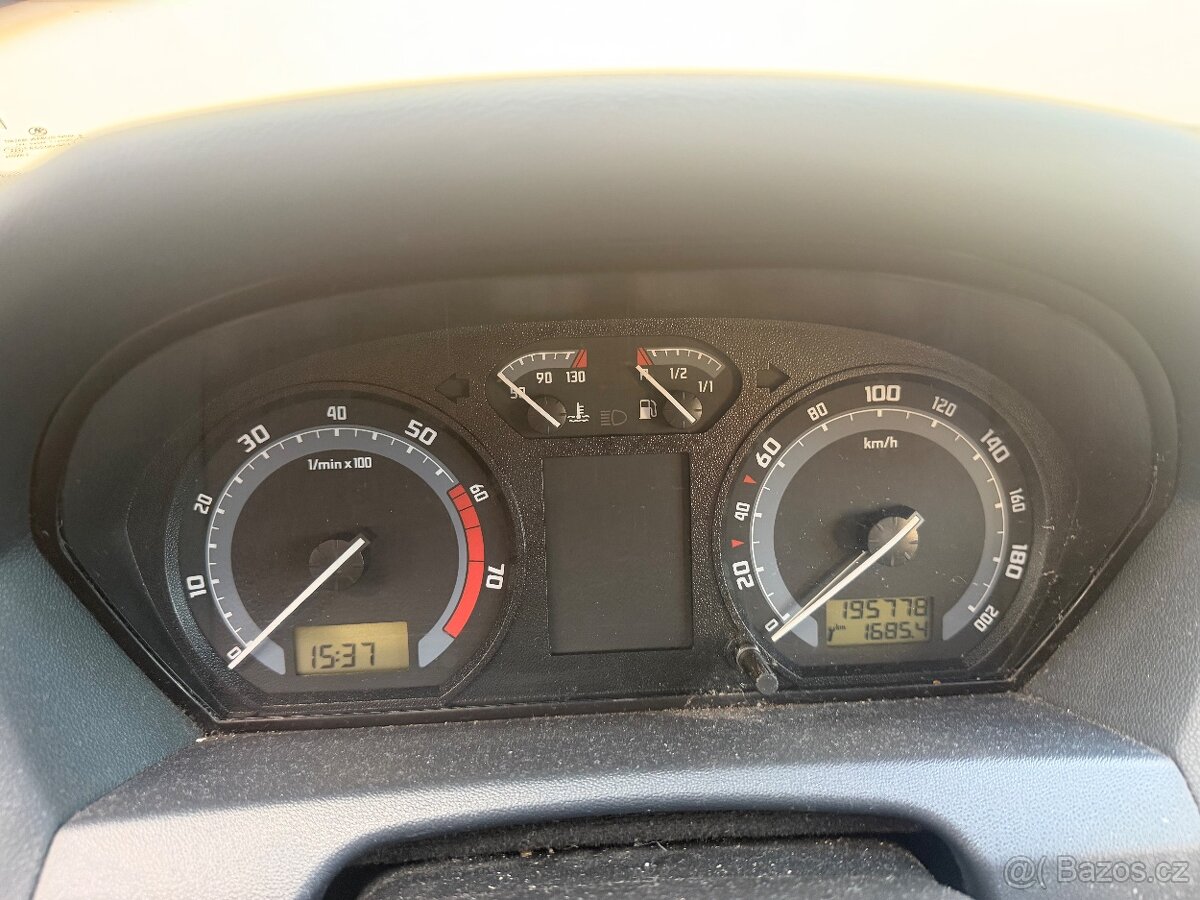 Škoda Fabia sedan 1.2HTP - 7