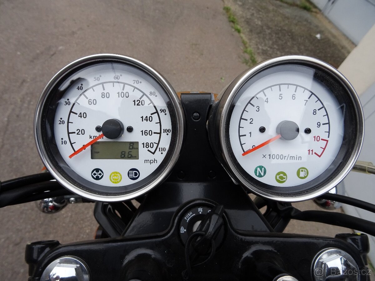 Jawa 350 SOHC Sport ABS 8km Stav nové motorky - 7