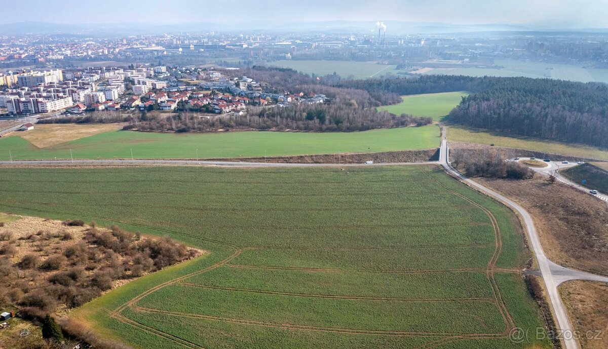 Prodej pozemku 7334 m², ul. Na Ryzlinku, Plzeň - 7