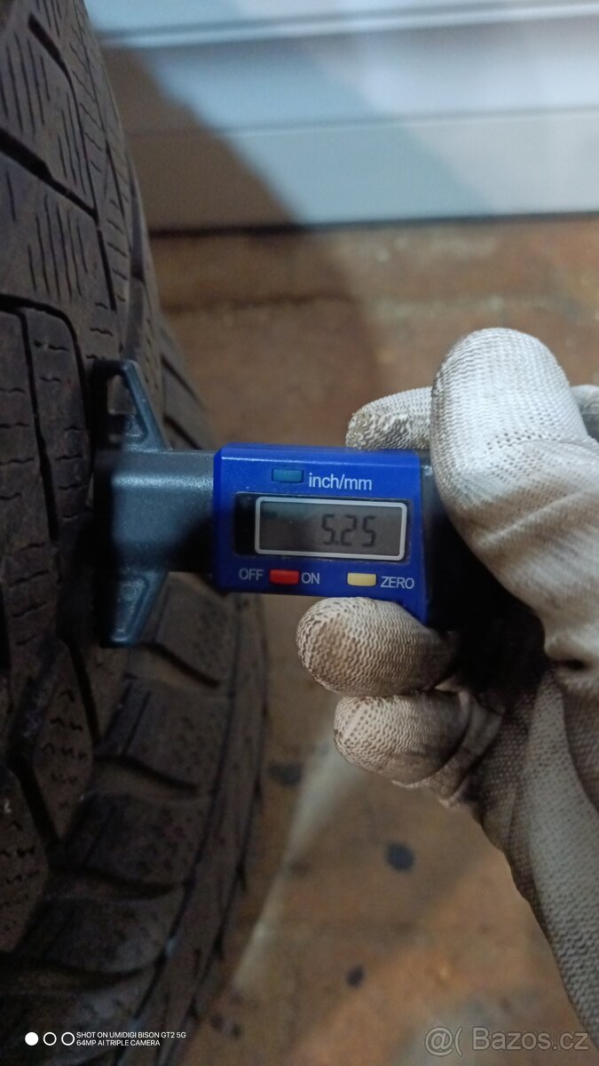 Zimní pneumatiky 235/45r18 - 7