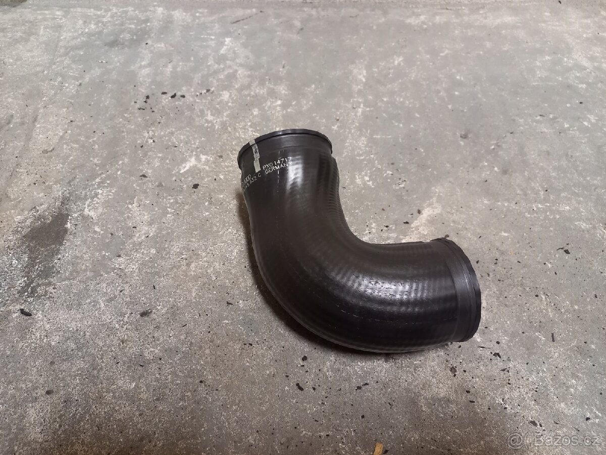 Hadice sání 1.8t agu - 7