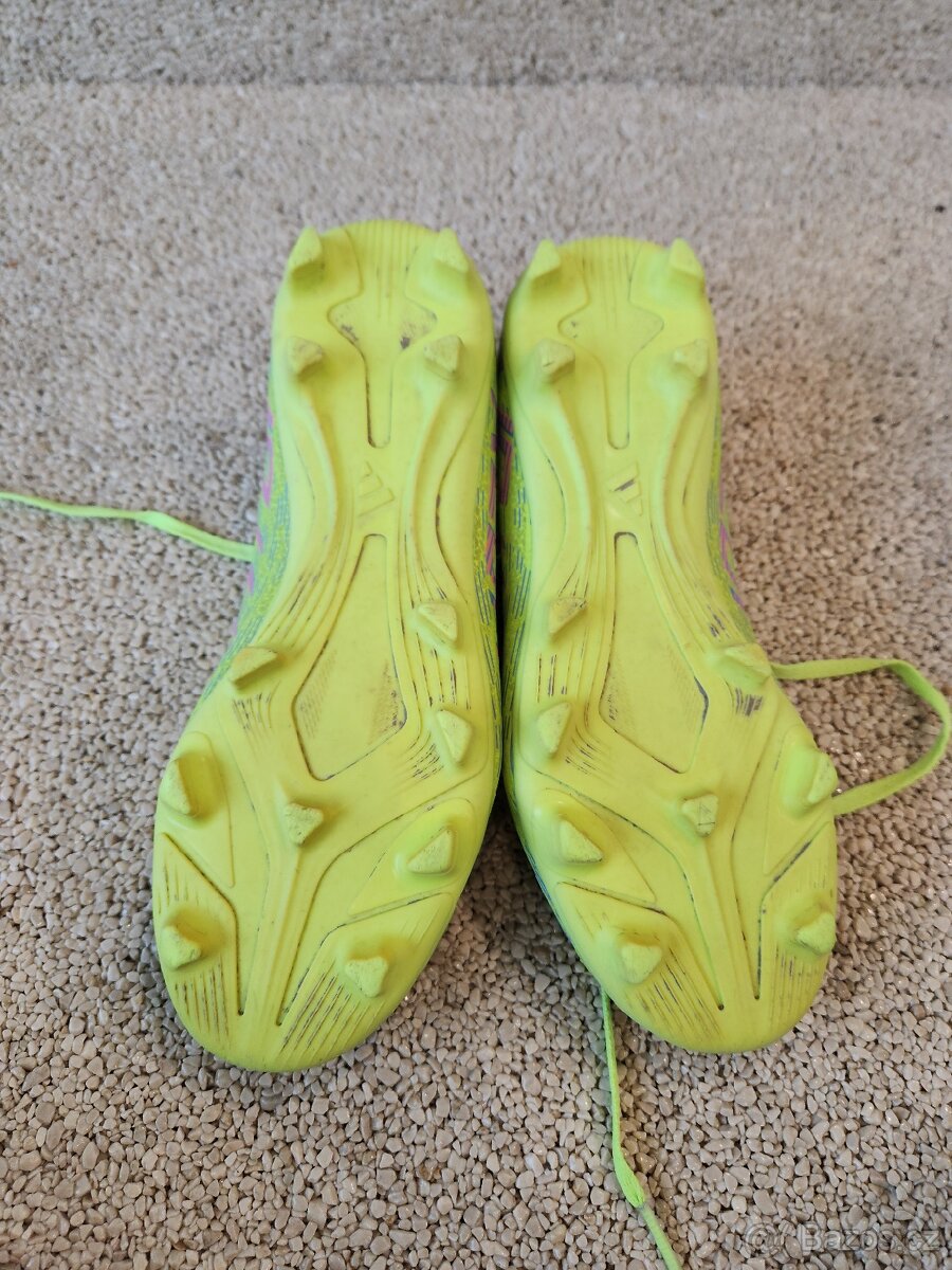 Kopačky Adidas Predator 38 - 7