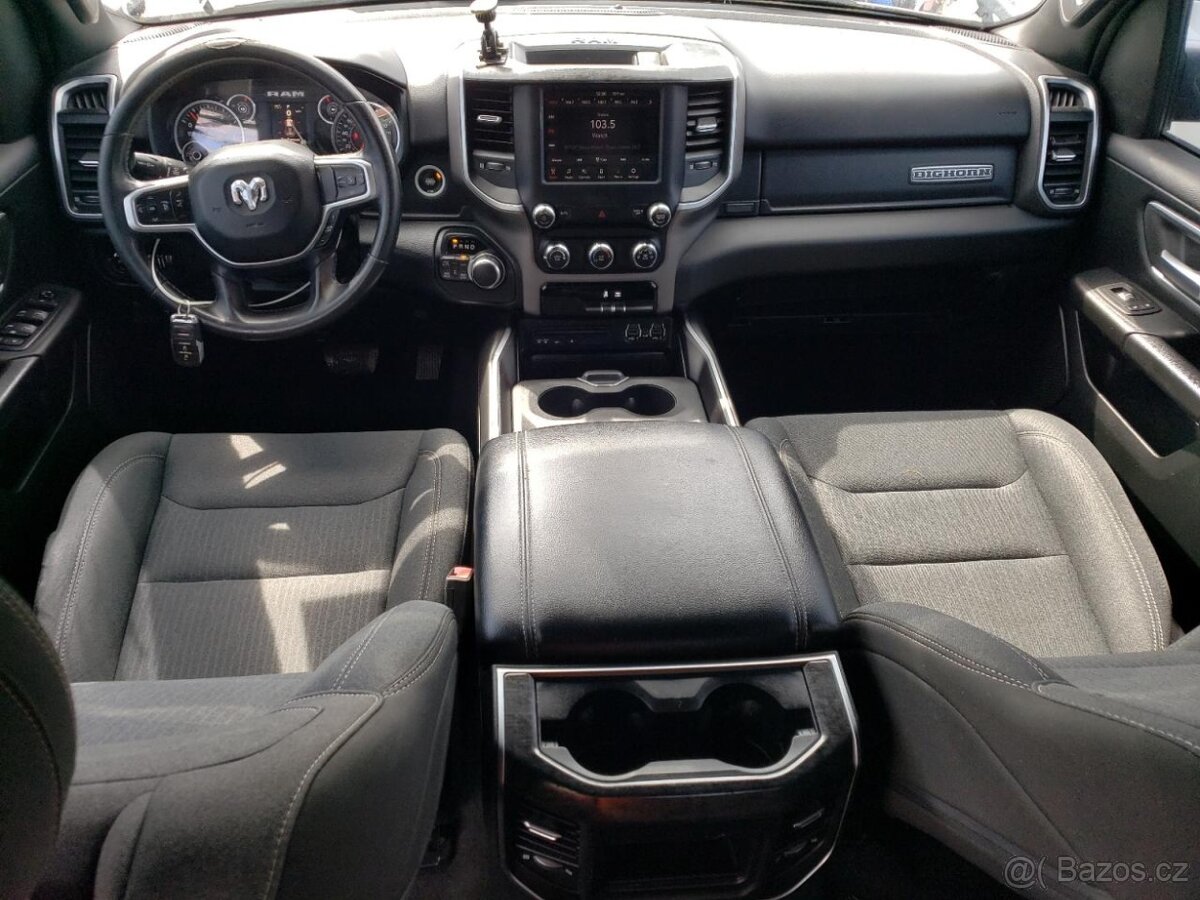 Dodge RAM 1500 5.7 Bighorn 2019 4X4 V8 Hemi - 7