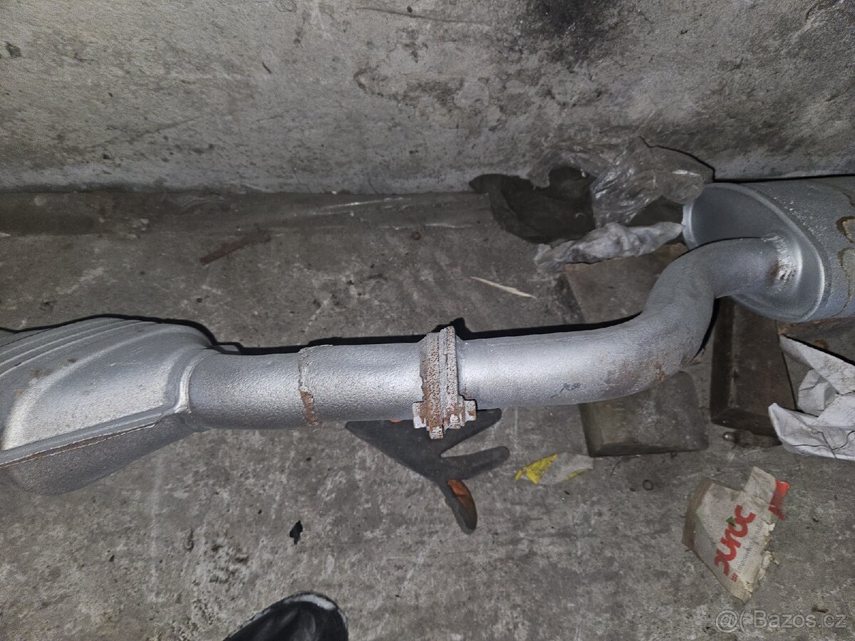 Ford Sierra - výfuk, volat - 7