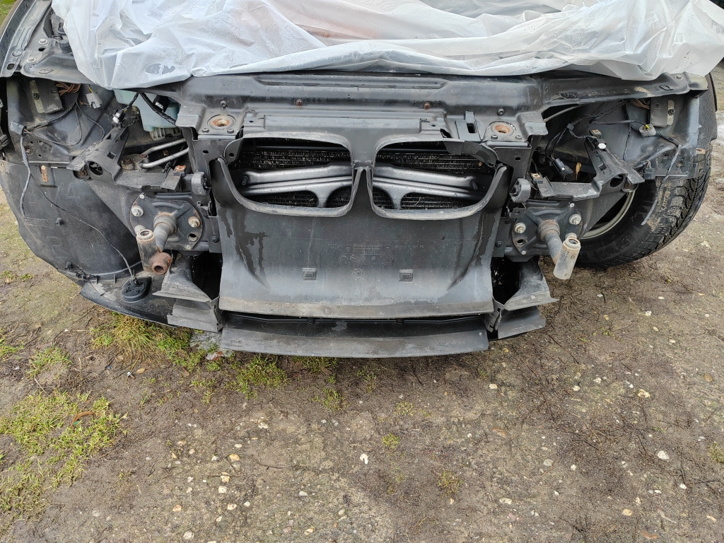 BMW E46, FACE, 318i, 105Kw, veškeré náhradní - 7