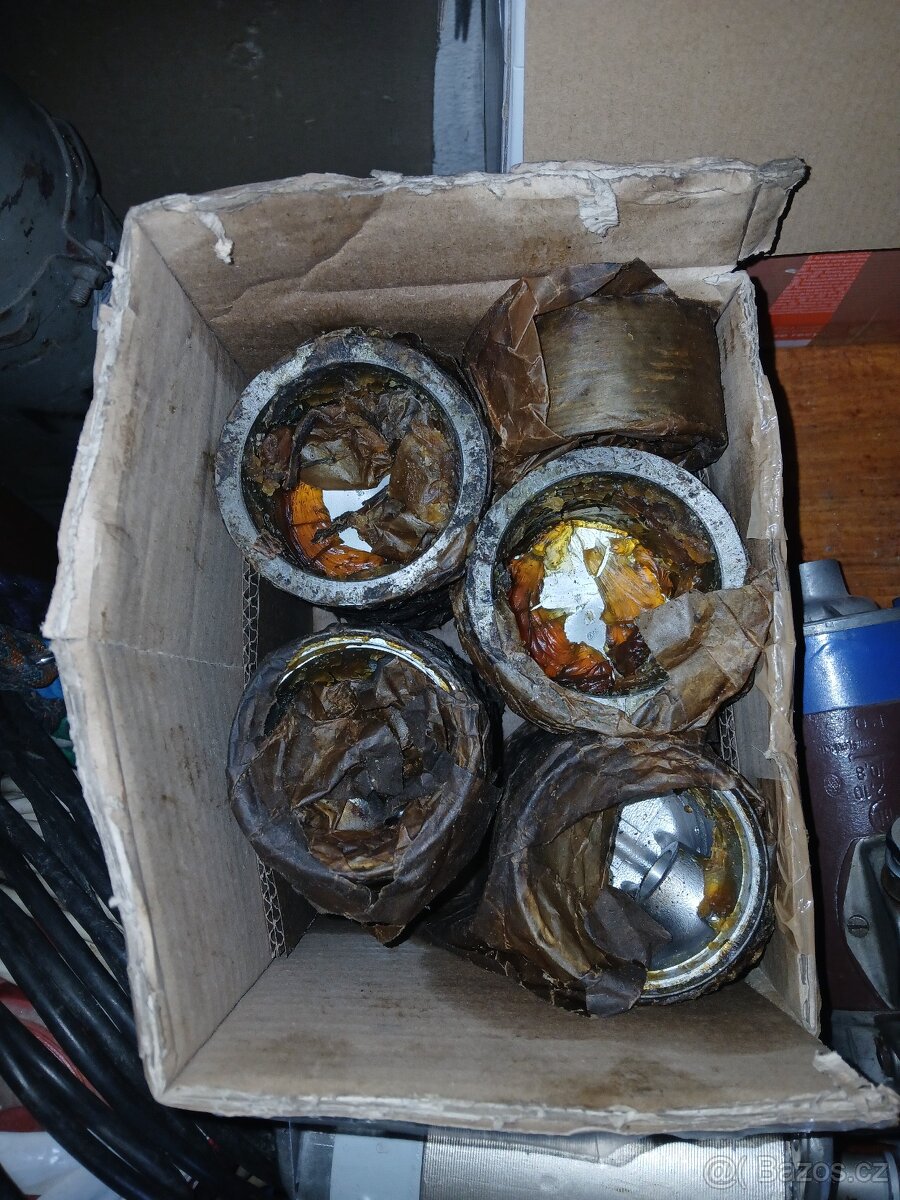 Náhradní díly Spartak - 7