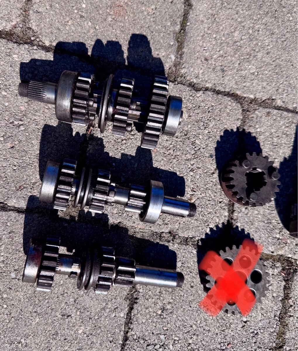 Jawa ČZ kývačka půlbuben, ČZ - díly motoru - 7