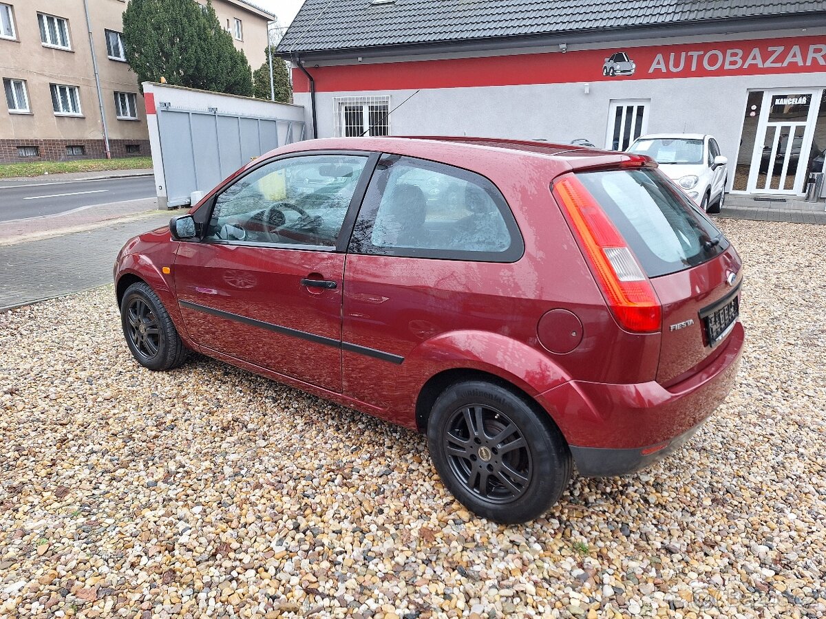 Ford Fiesta 1.3i 44KW - 7
