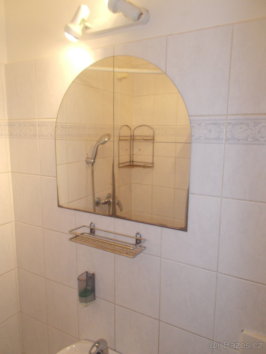 PRONÁJEM APARTMÁNU - 7