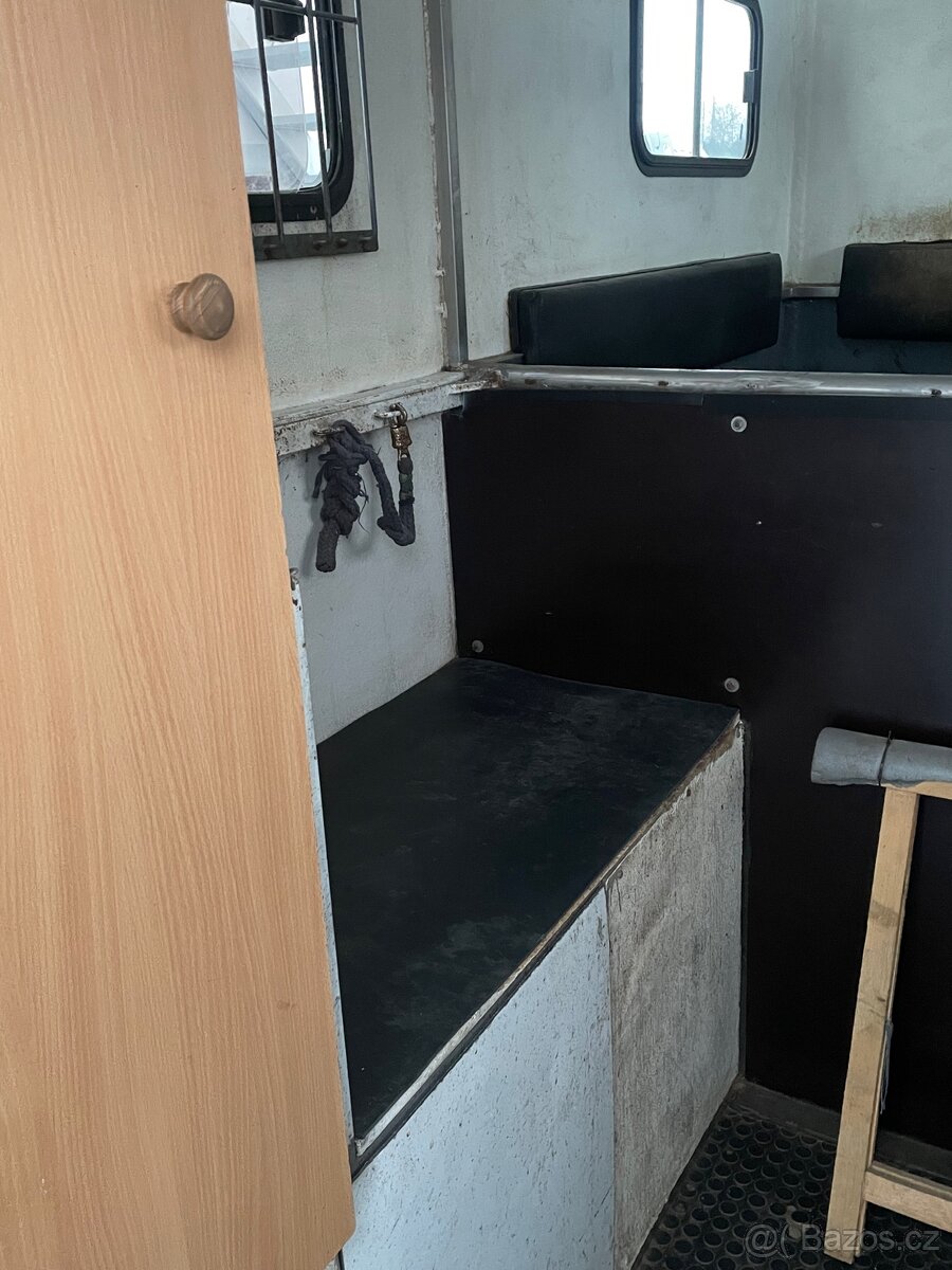 Autopřepravník na 2 koně - 7