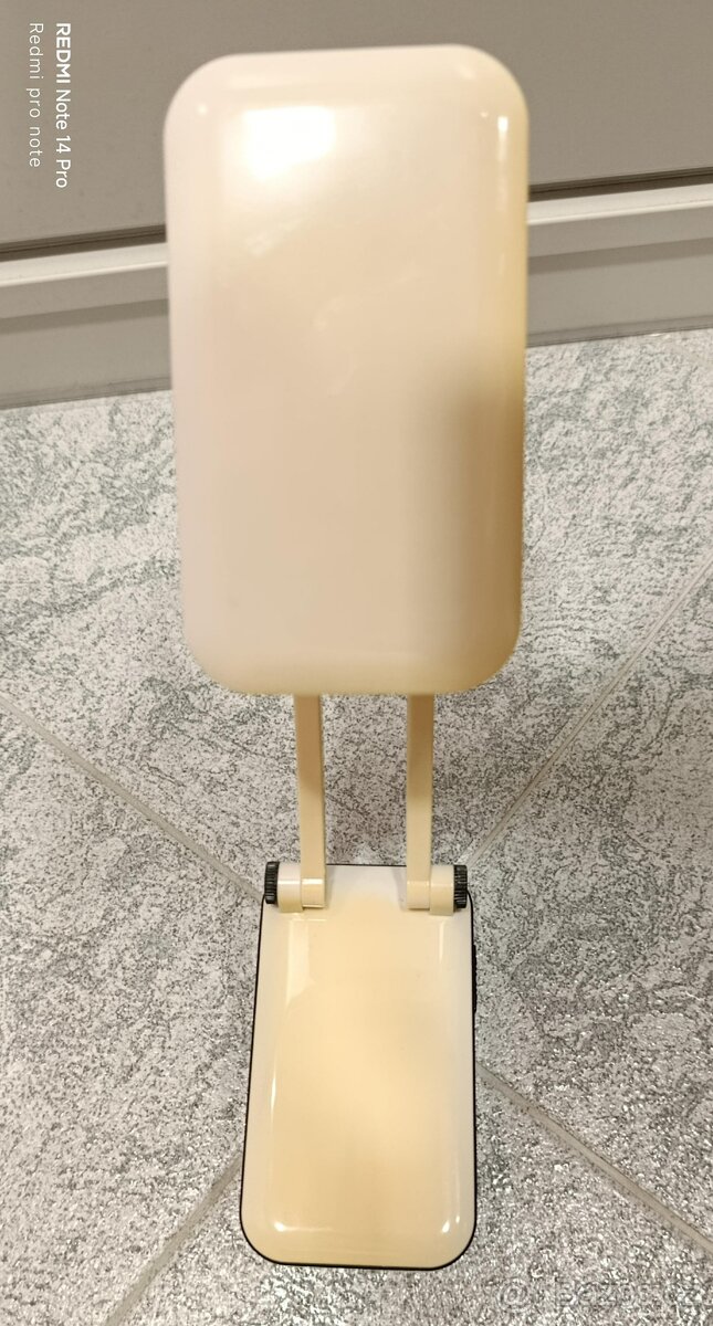 stolní LED lampa - 7