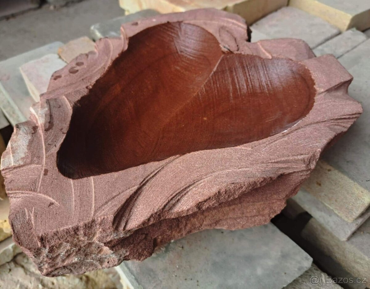 Kamenná pítka - srdce - 7