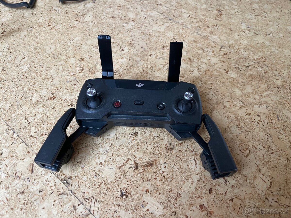 DJI Spark – Fly More Combo - 7