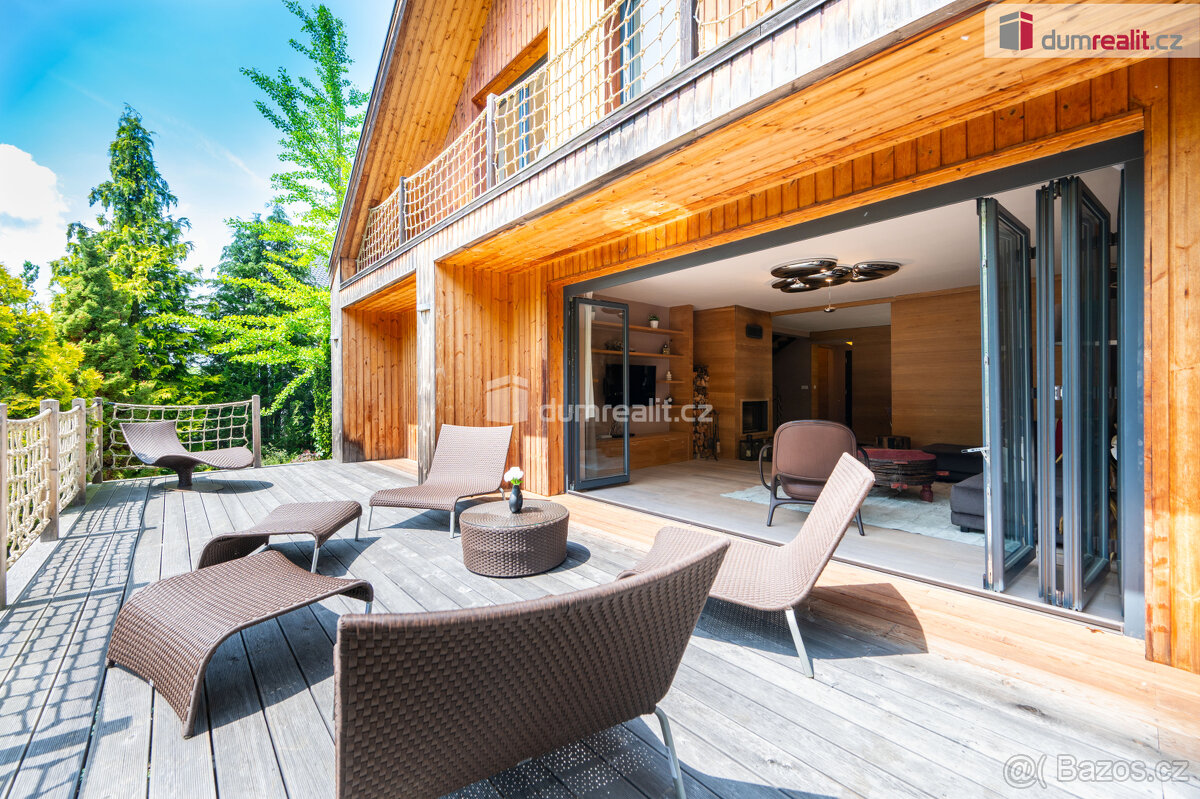 K prodeji, reprezentativní sídlo, rodinný dům 5+kk s terasou - 7