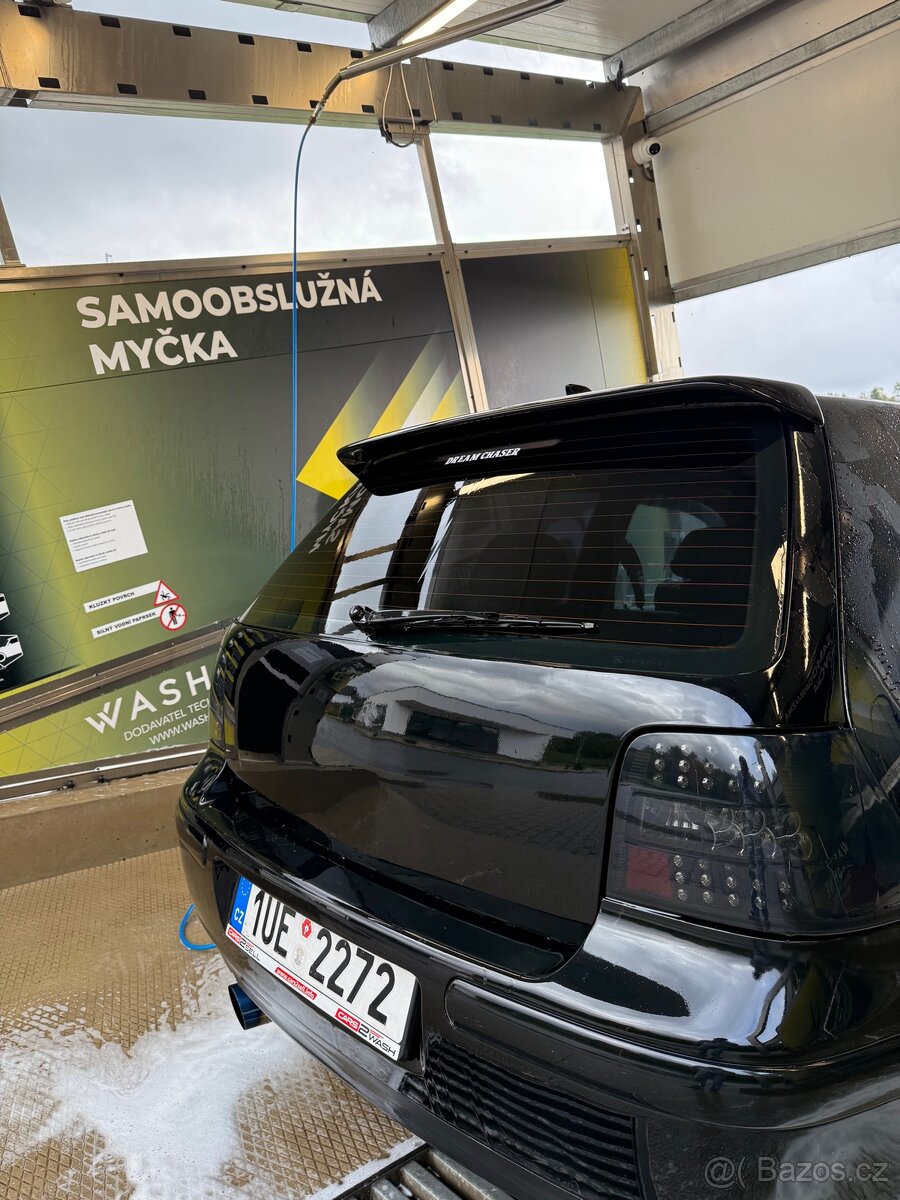 Golf 2.3 VR5 - 7