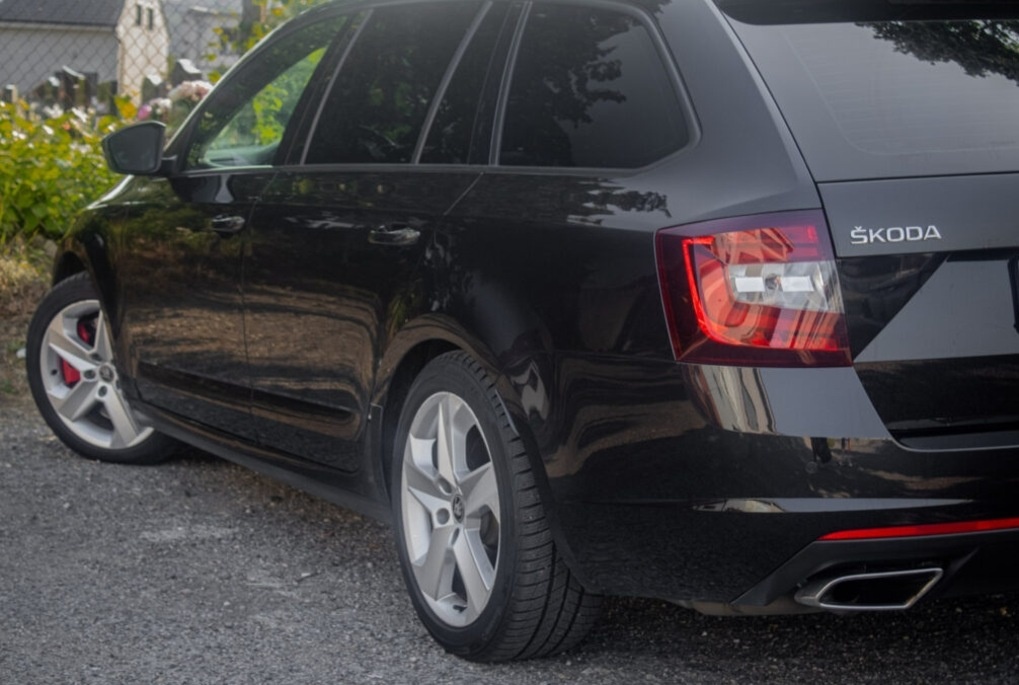 Škoda Octavia Combi 2.0 TSI RS DSG - 7