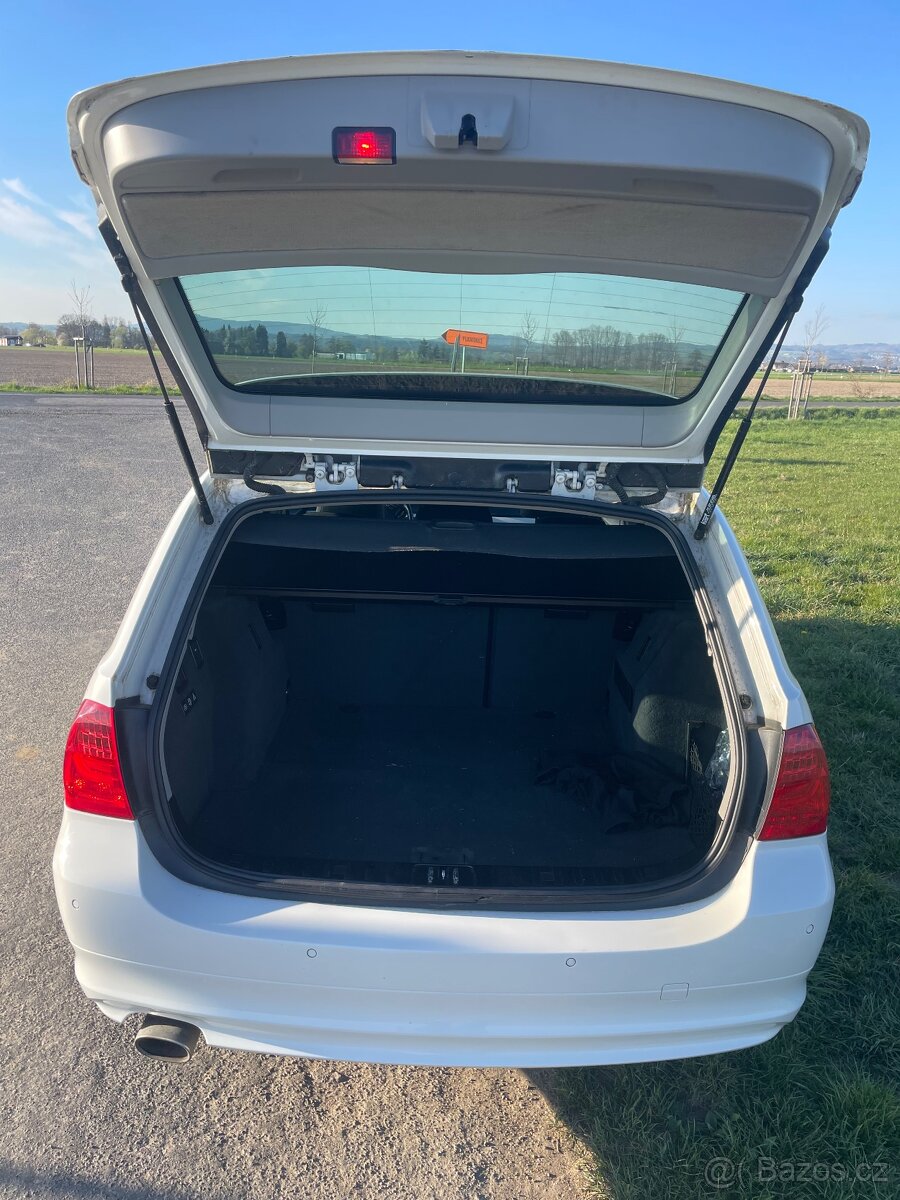 BMW e91 320d LCI - 7