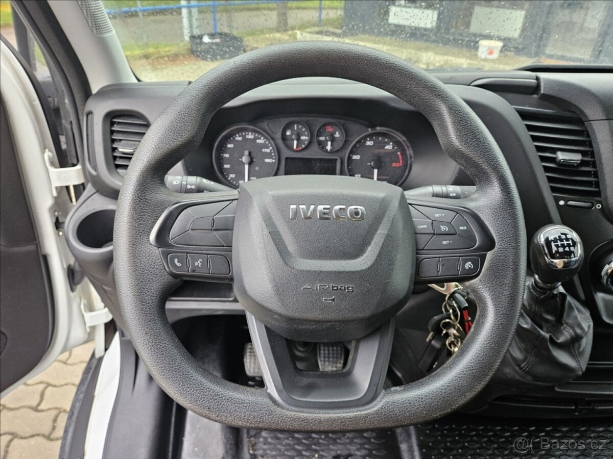 Iveco Daily sklápěč 2,3 TDI 136 KW 6 míst - 7