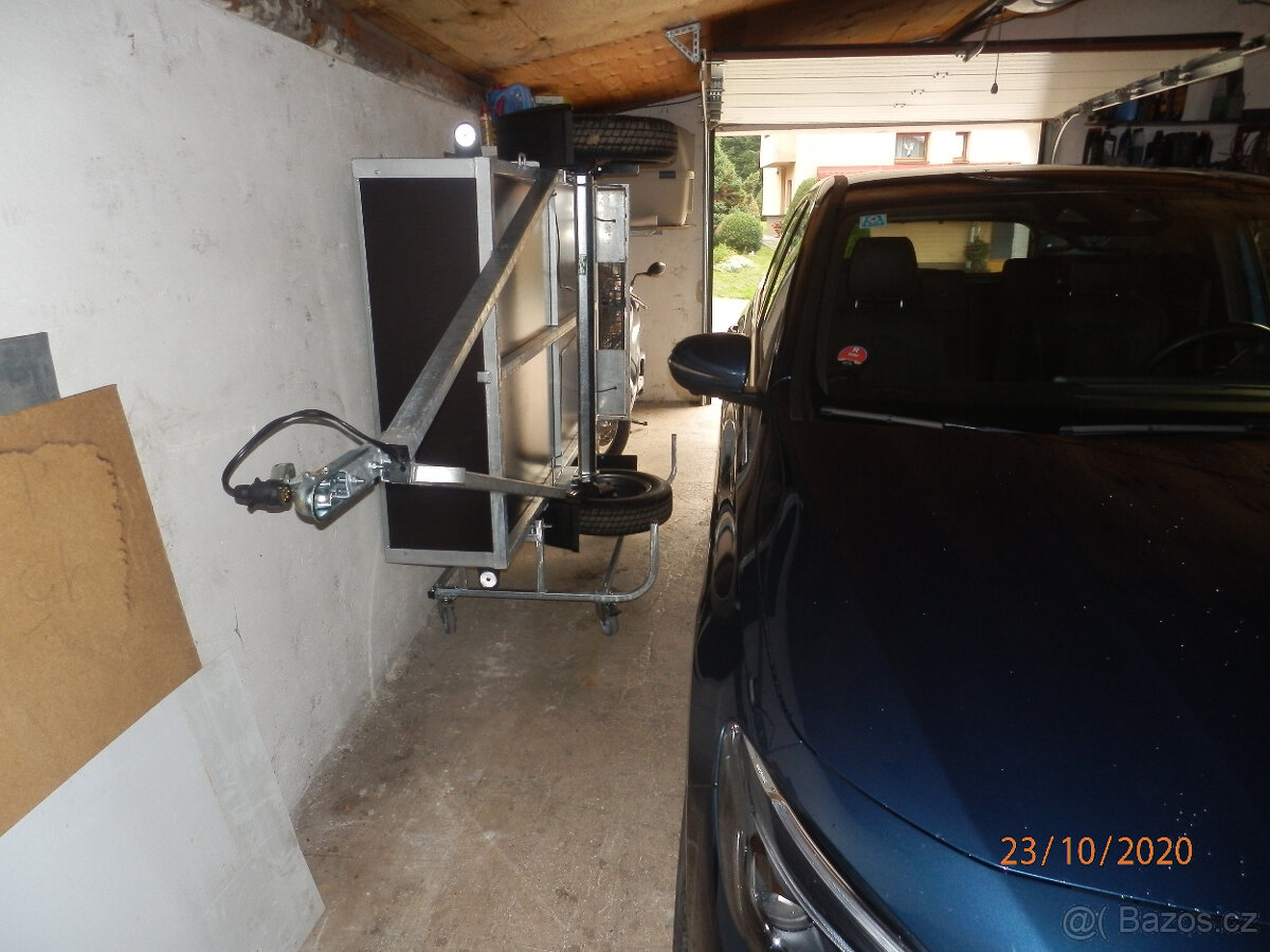 Kolébka na přívěsný vozík, kolečka o průměru 100 mm. - 7