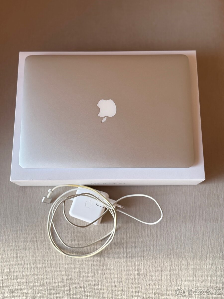13” MacBook Air 2017 128GB - 7