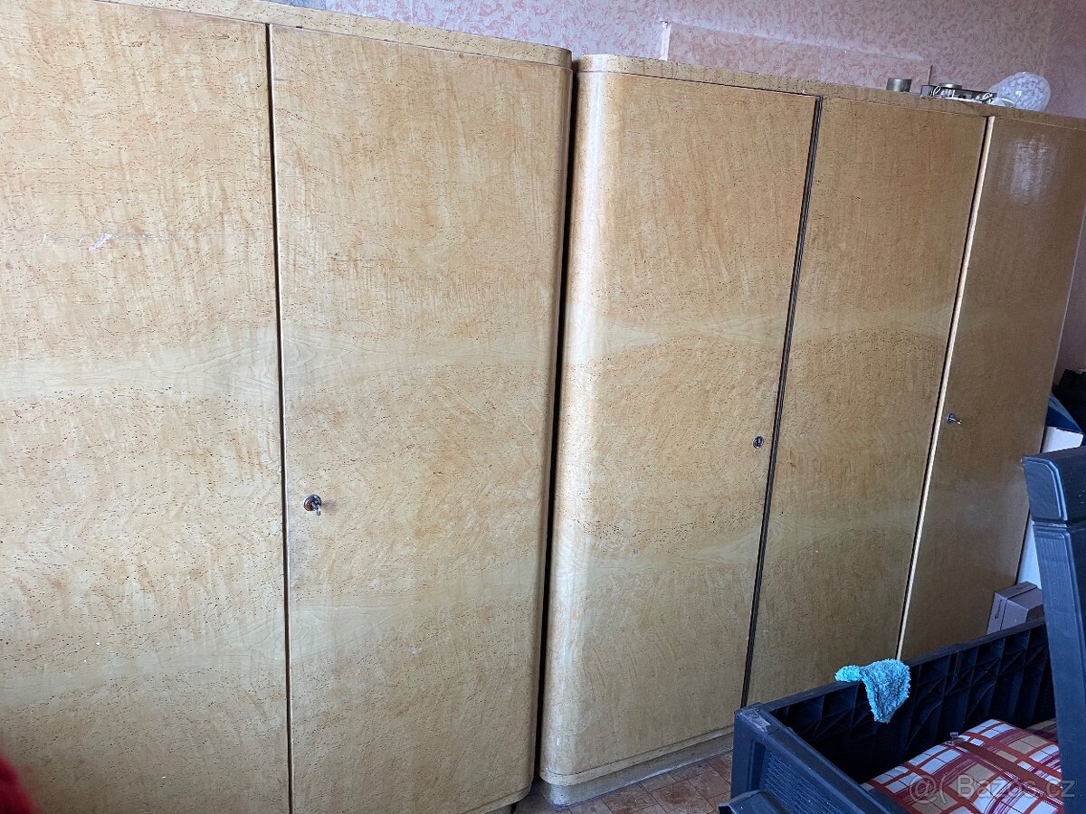 Šatní skříně z masivu - 7