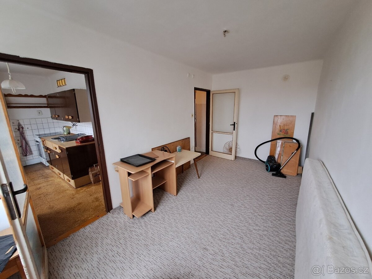 Byt 3+1 s garáží Solnice - 7