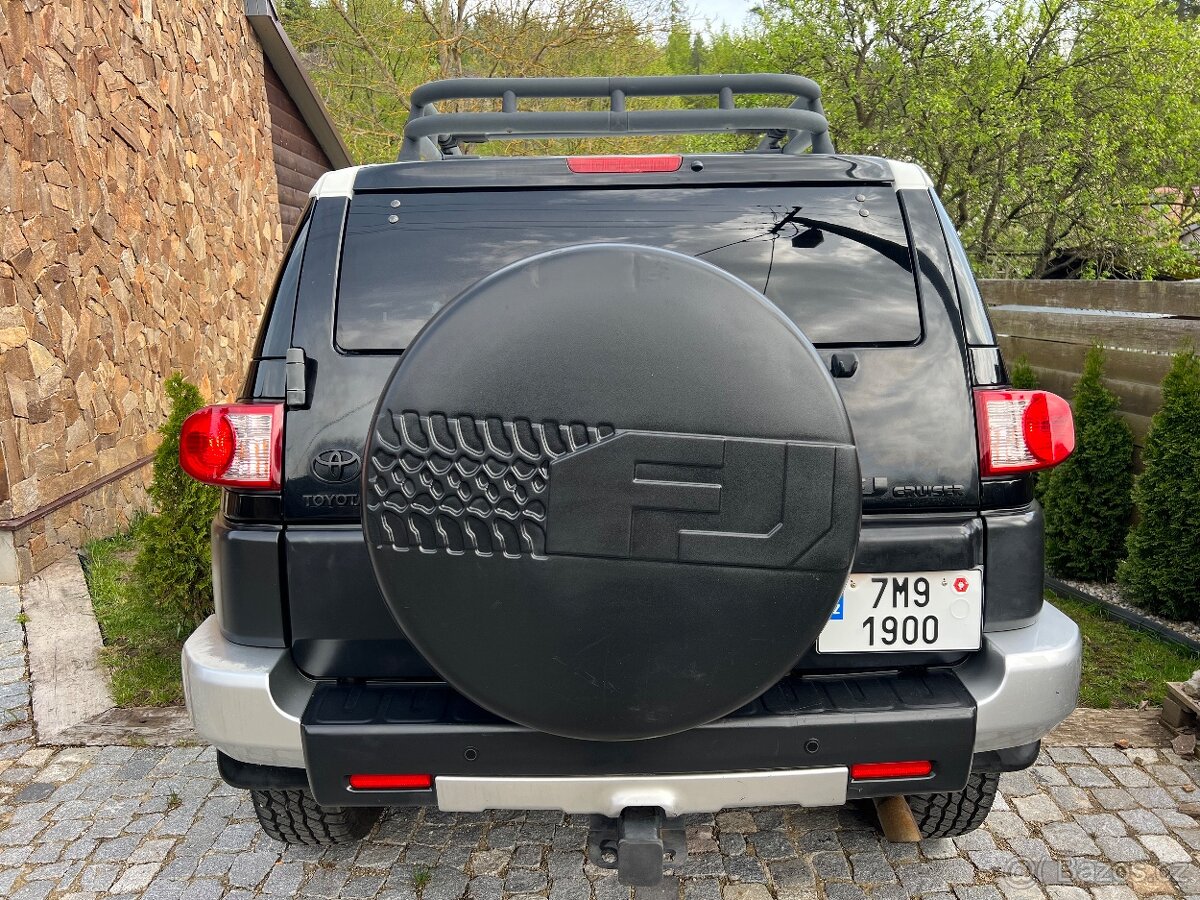 Prodám Toyota Fj Cruiser - 7