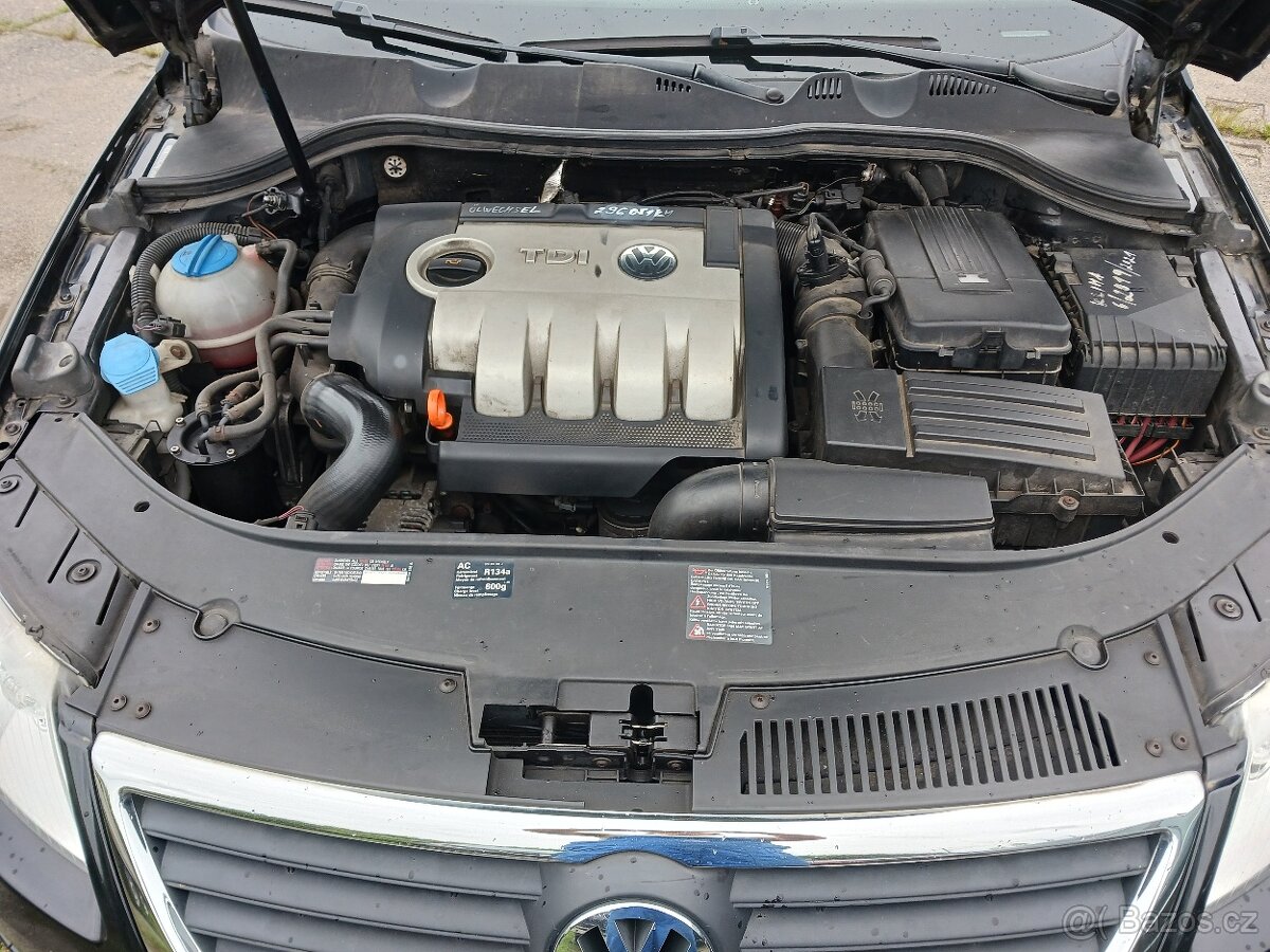 Volkswagen Passat 3C variant 2,0TDI 1.majitel - 7