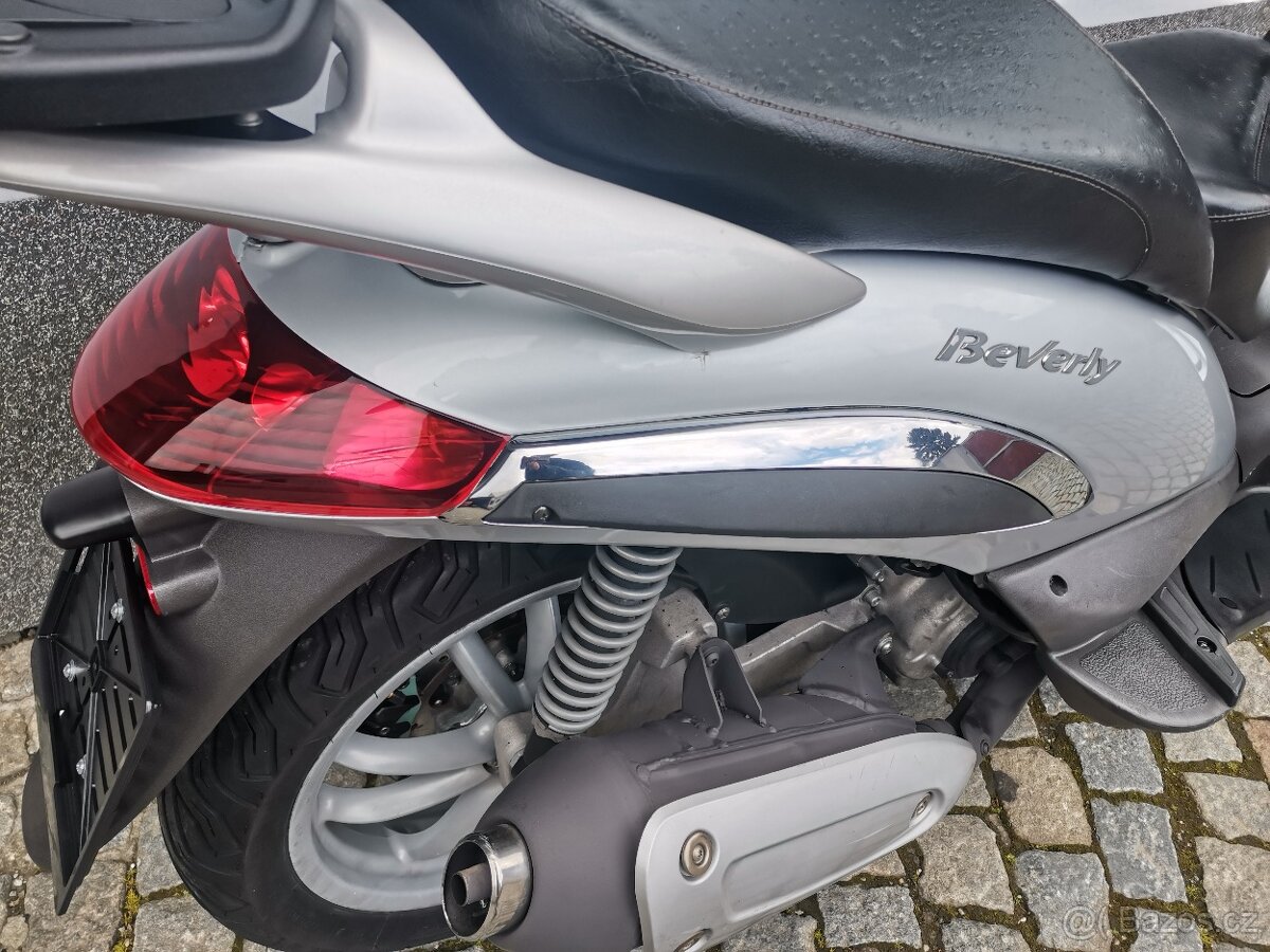 Piaggio Beverly - 7