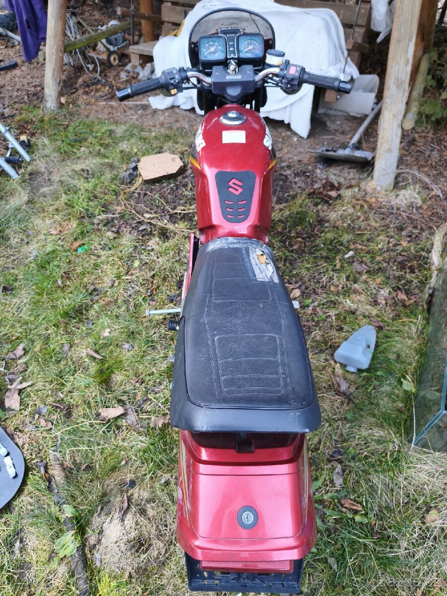 🏍️ Suzuki GS 125 – bez motoru a bez TP | na dĂly / projekt - 7
