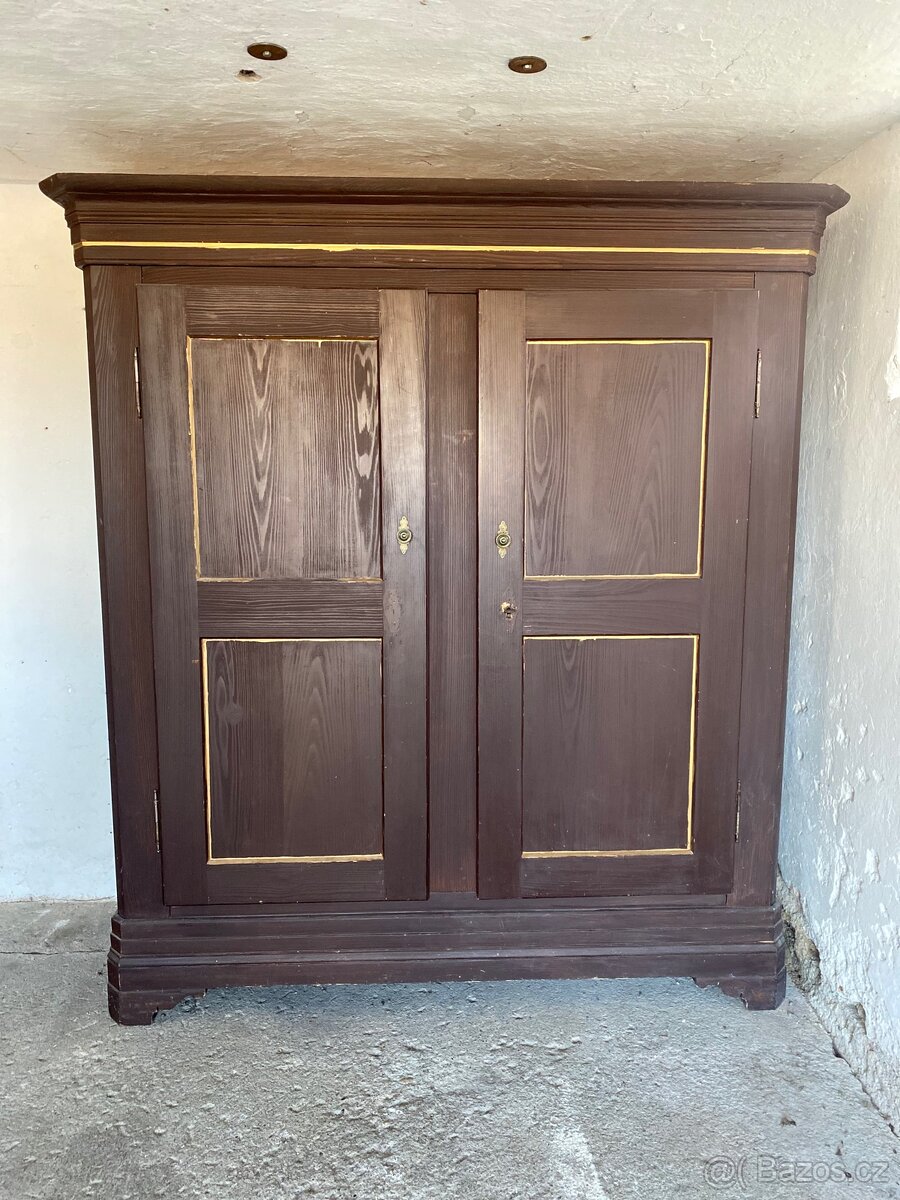 Šatní skříň - 7