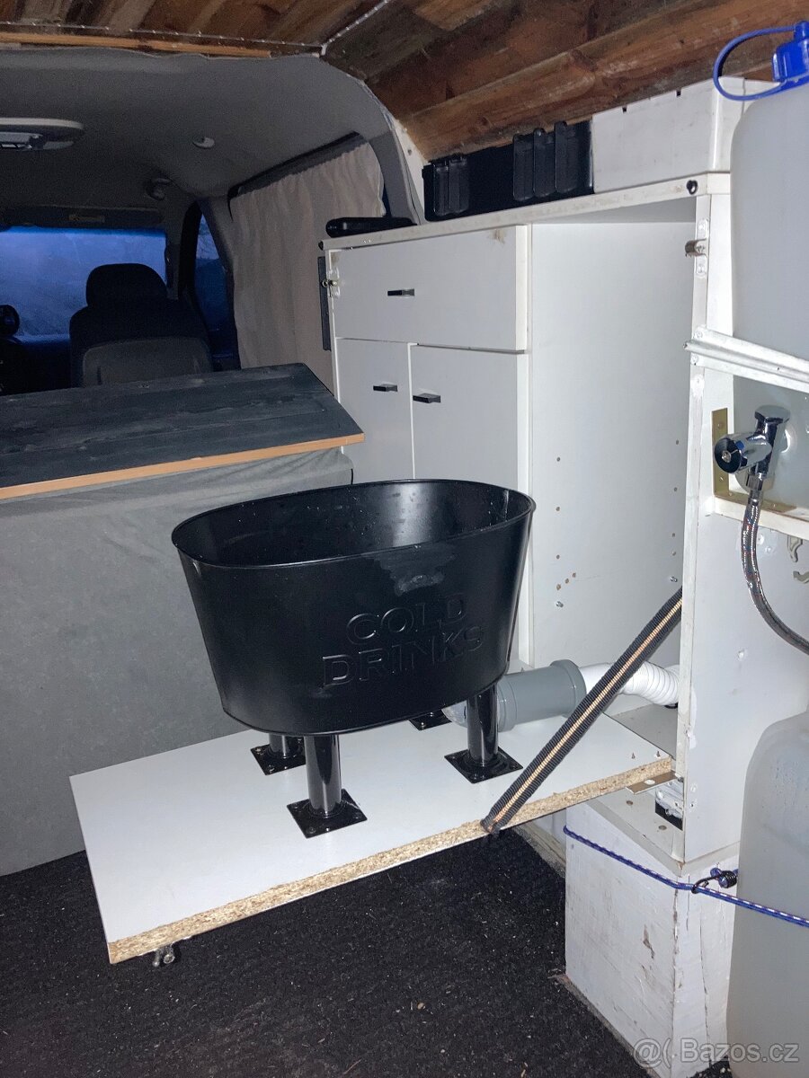 Hyundai h1 camper - 7