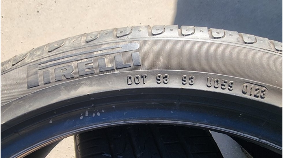 Letní pneu 245/40/19 Pirelli - 7