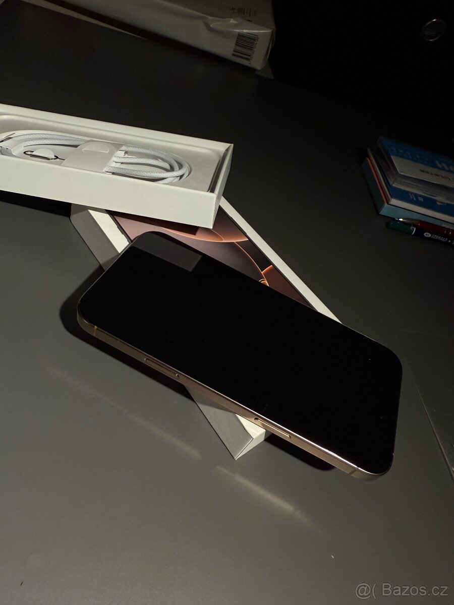 iPhone 16 Pro Max - 256GB - Desert Titanium - 7