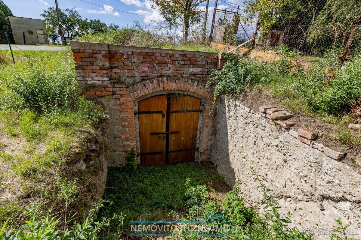 Prodej vinného sklepa, s pozemkem 227m2, k.ú. Strachotice u - 7