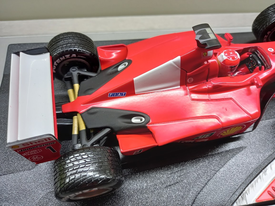 F1 FERRARI F2001 2001 KING OF RAIN SCHUMACHER HOTWHEELS 1:18 - 7