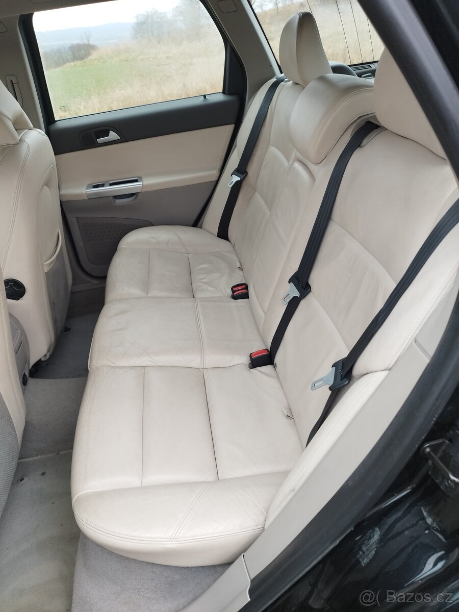 VOLVO V 50 2.0DIESEL - 7