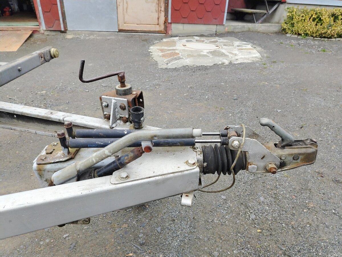 Podvozek, vlek, šasí, přívěs, vozík - 7