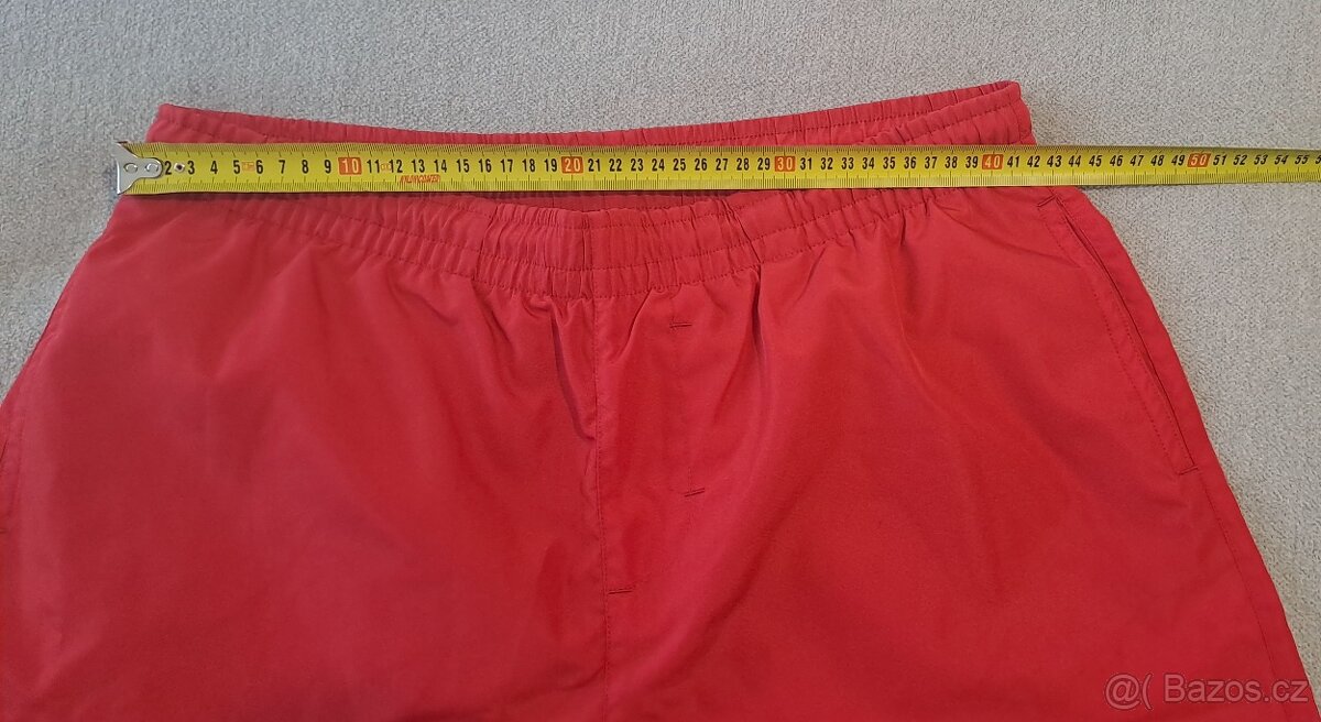 GIVENCHY PANSKE PLAVKY 0 - 7