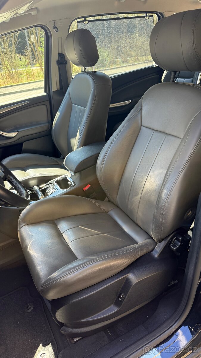 Ford S-Max 2.0 benzin 2011 automat 7mistny - 7