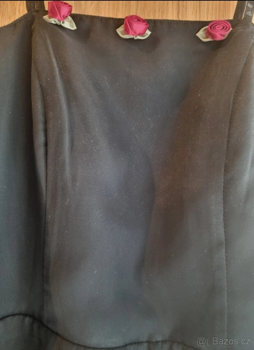 Plesové černé šaty. - 7