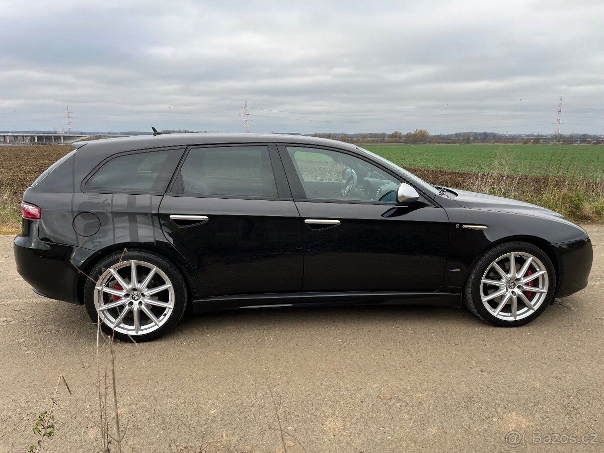 Prodám nebo vyměním Alfa Romeo 159 sw Ti 2,0jtdm - 7